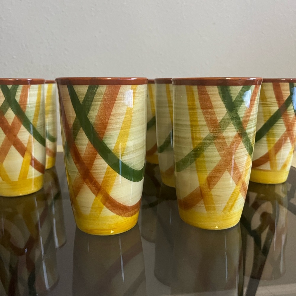 🏺 VINTAGE GEMS: Set of 10 Ceramic Tumblers (1940s-1950s)